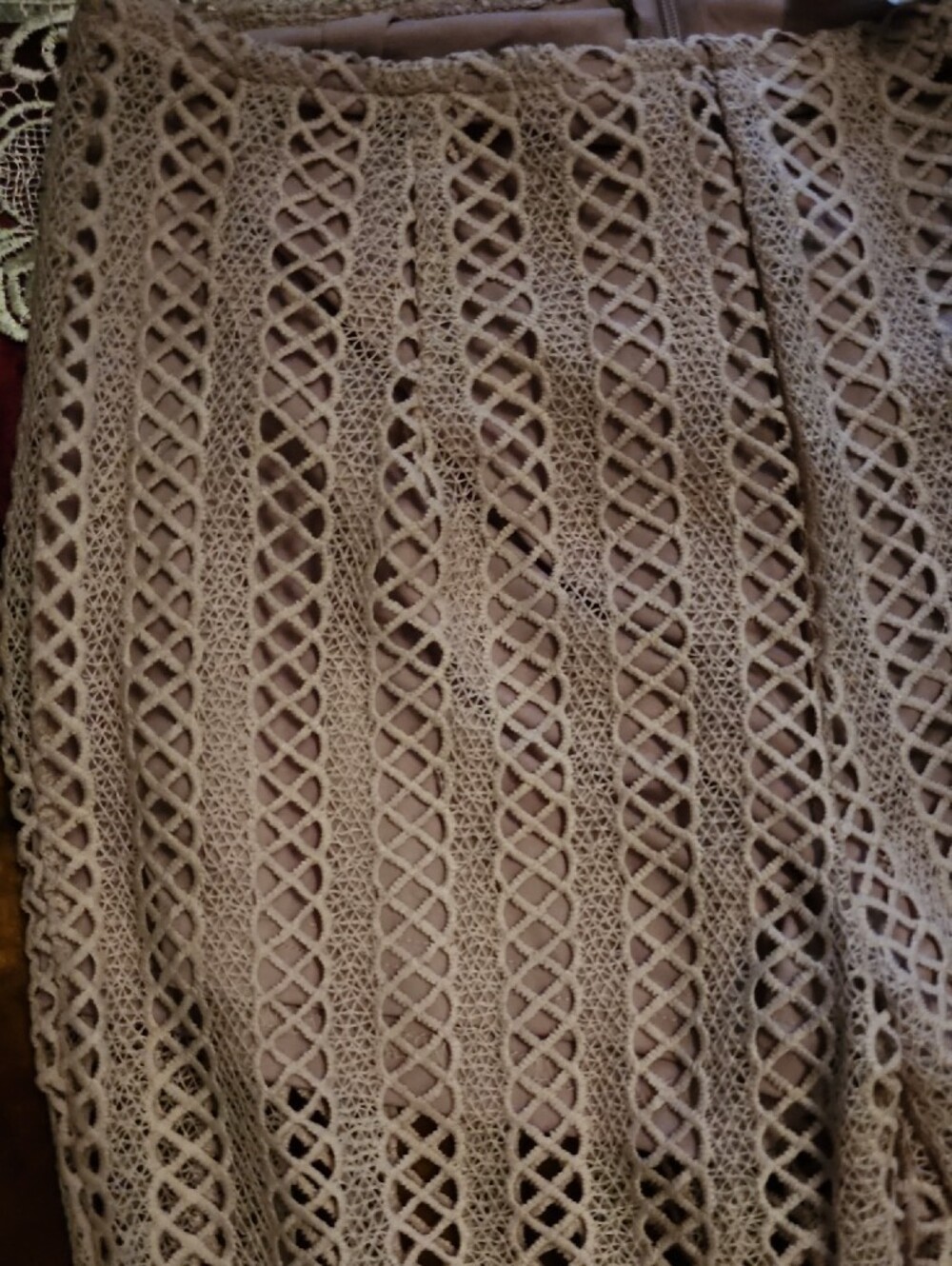 SALE 💵🏃‍♀️💨 L'ATISTE Dusty Pink Crochet Flare Pants - Picture 5 of 10